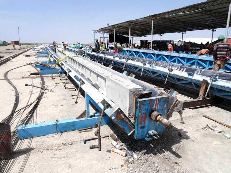 厲害了中國(guó)基建！四座橋梁同步轉(zhuǎn)體 90分鐘后“優(yōu)良牽手”