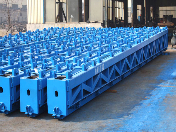 接觸網(wǎng)支柱模具2