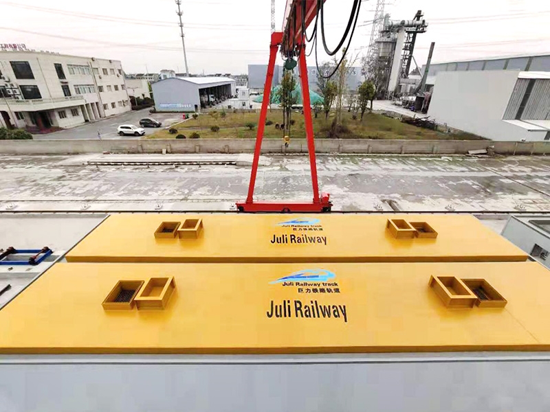 養(yǎng)護窯蓋板